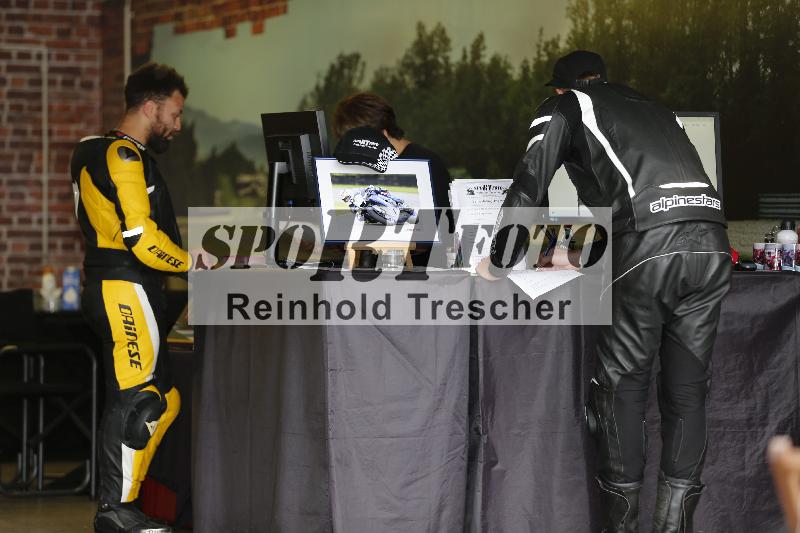 /53 16.09.2025 Track Day Domi Aegerter ADR/Impressionen